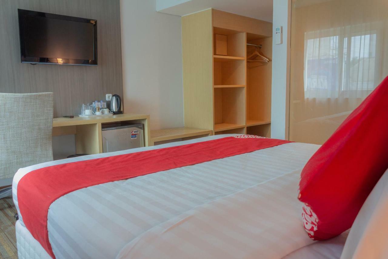 Collection O 7 Hotel Melawai Giacarta Esterno foto